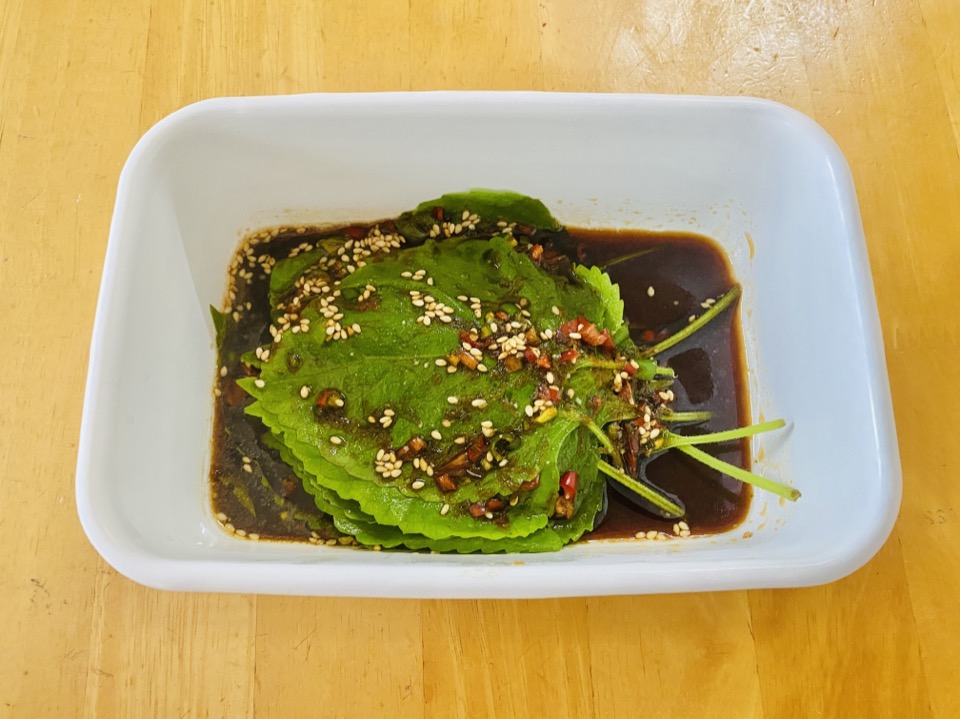エゴマの葉の醤油漬けが完成