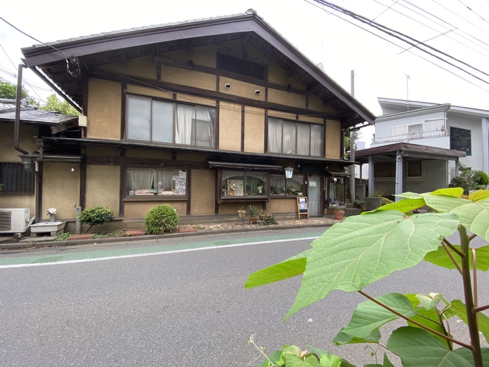 「アトリエ関」帽子店